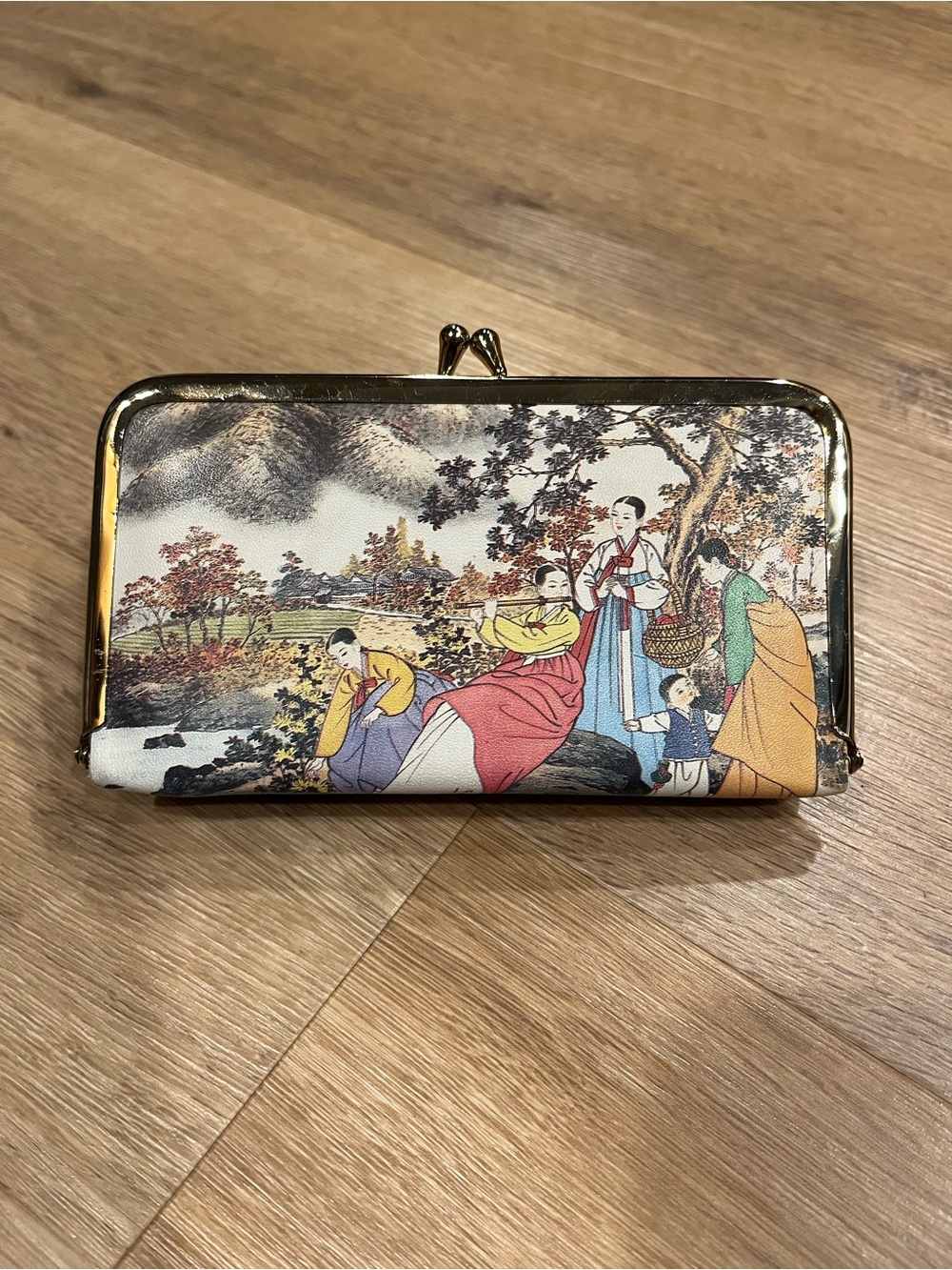 Vintage Inspired Mini Clutch